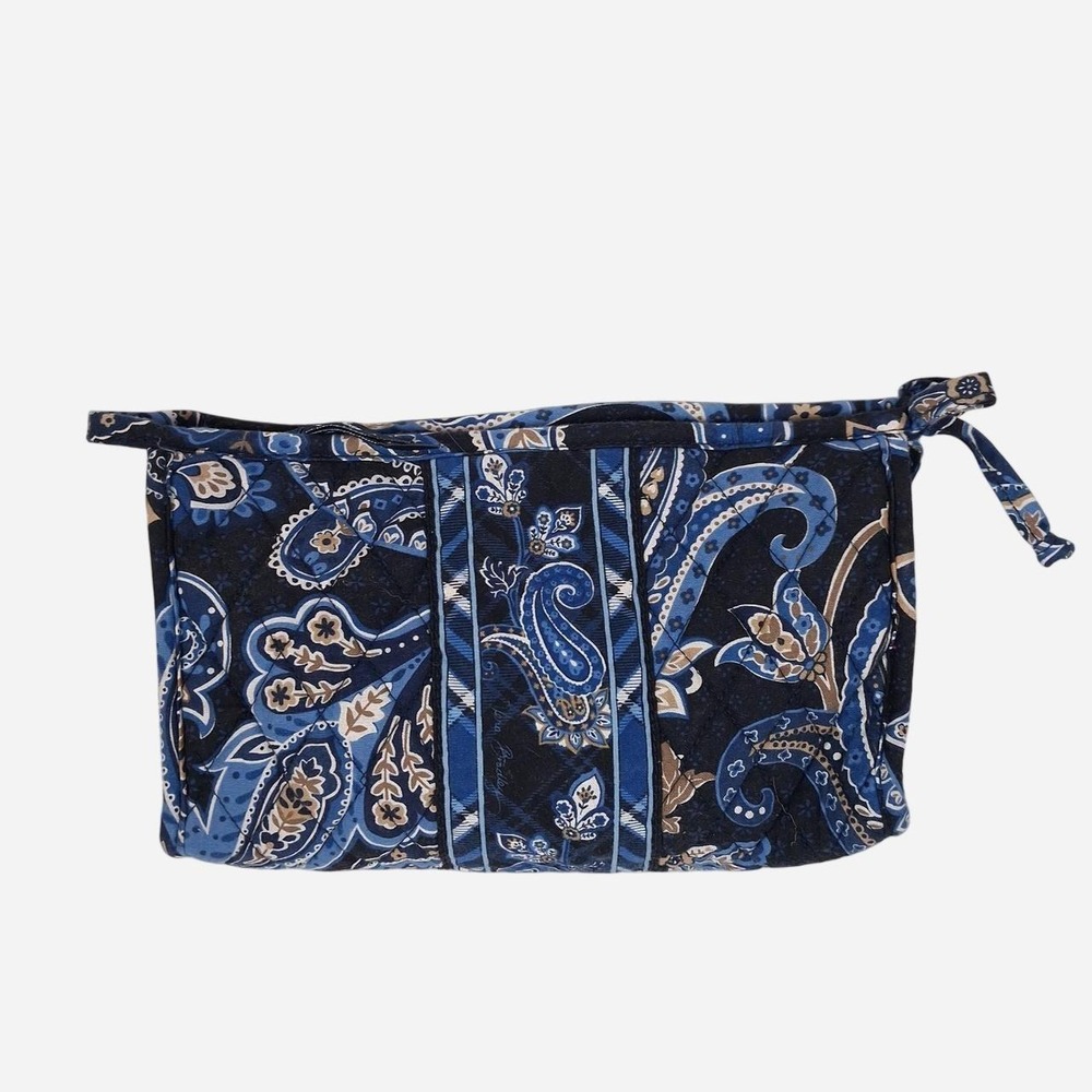 Vera Bradley Women Blue Paisley Quilted Wristlet Clutch Cosmetic Bag Purse